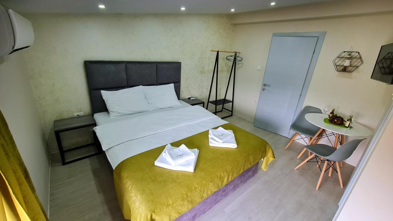 Studio Apartments Bulevar Podgorica Kültér fotó